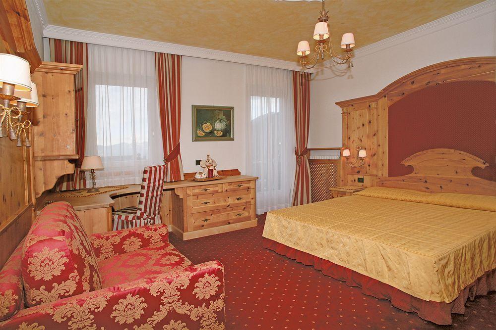Hotel Colbricon Beauty & Relax Сан-Мартино-ди-Кастроцца Экстерьер фото