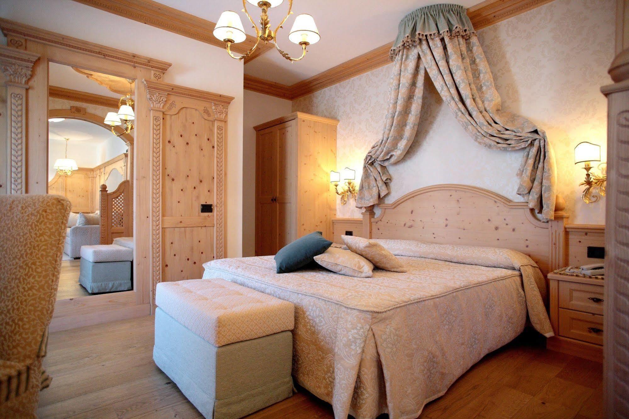 Hotel Colbricon Beauty & Relax Сан-Мартино-ди-Кастроцца Экстерьер фото